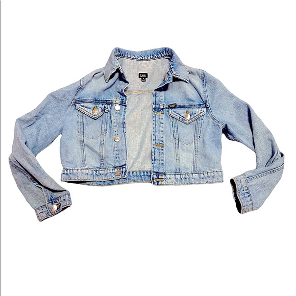 Lee cropped jean jacket size med loose fit good condition - Picture 1 of 4